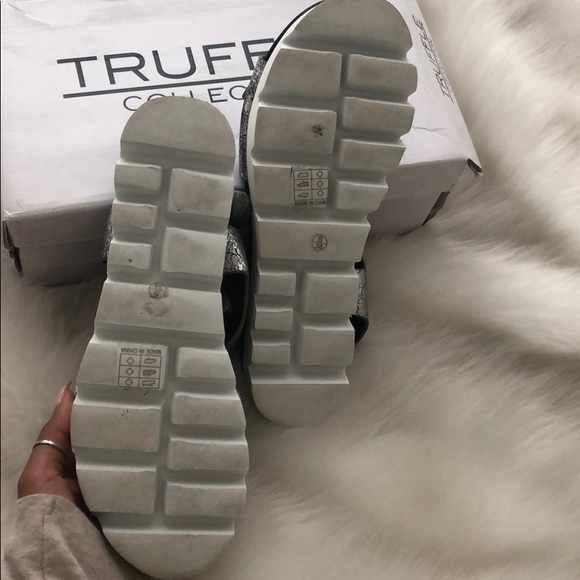 Truffle Collection Platform Sandals - Picture 3 of 4